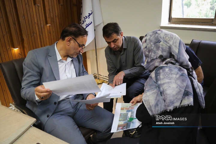 کمیته نظارتی شورای شهر اصفهان در شهرداری منطقه 4