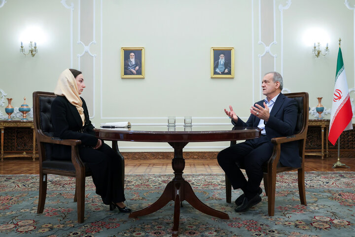 با تمام وجود به برادران و خواهران‌مان در جمهوری آذربایجان عشق می‌ورزیم