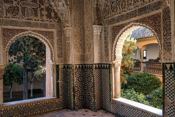 هنوز کاخ الحمرا اسپانیا را ندیده‌اید؟