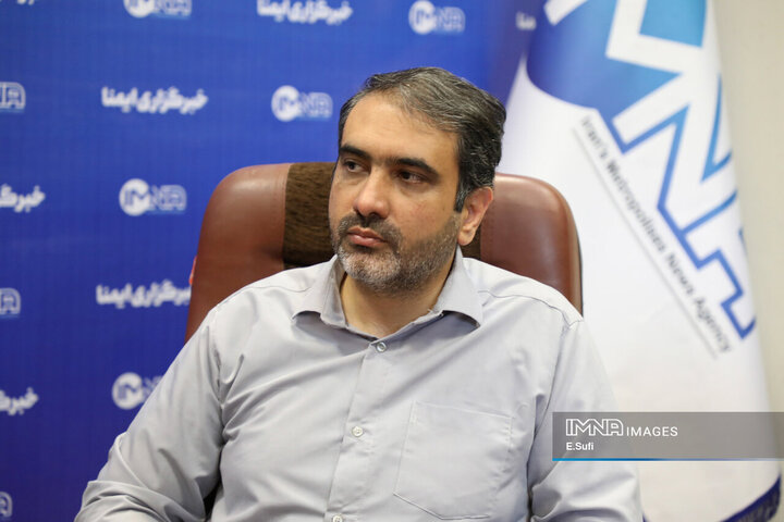 حضور نماینده مردم اراک در مجلس در دفتر نمایندگی خبرگزاری ایمنا در استان مرکزی