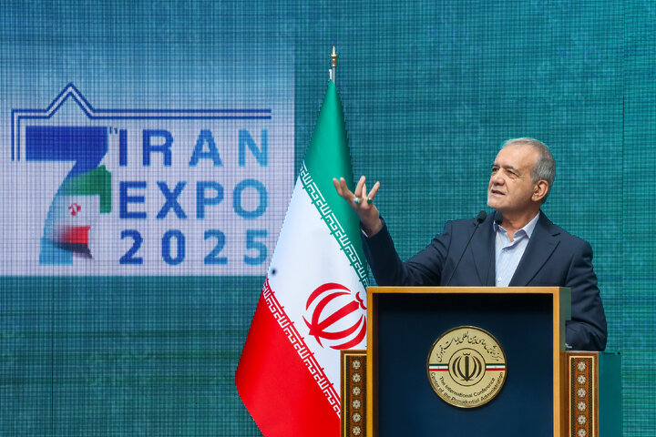 از حضور سرمایه‌گذاران در ایران استقبال می‌کنیم