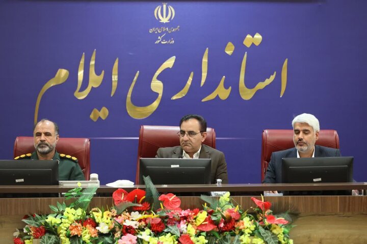 تقویت نهاد خانواده در دستور کار مسئولان فرهنگی و آموزشی باشد