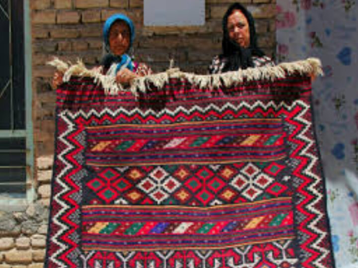 برگزاری اولین جشنواره شهر ملی جاجیم در شهر آلاشت مازندران