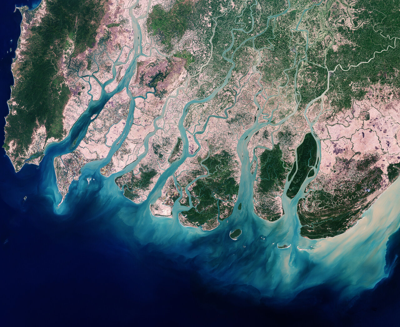 بکرترین مکانهای گردشگری روی زمین + عکس