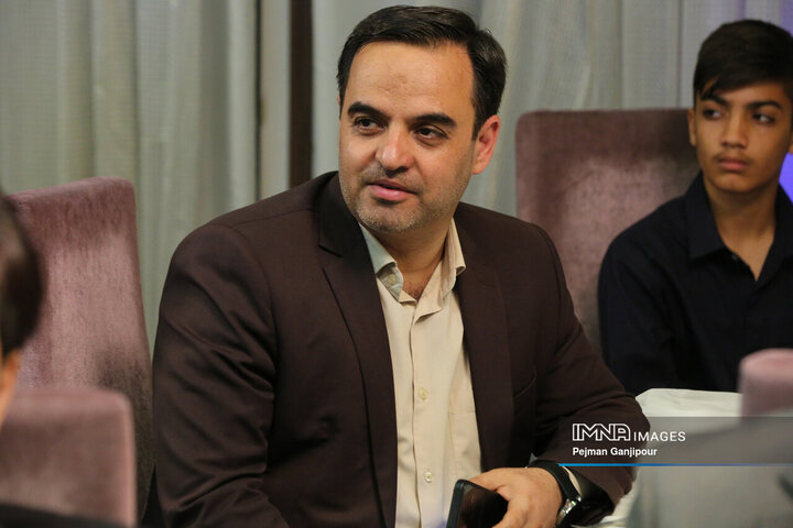 آیین تجلیل از خادمان ستاد سفر شهر اصفهان