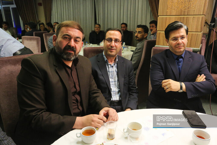 آیین تجلیل از خادمان ستاد سفر شهر اصفهان