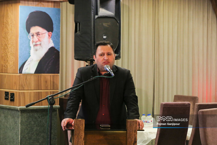 آیین تجلیل از خادمان ستاد سفر شهر اصفهان