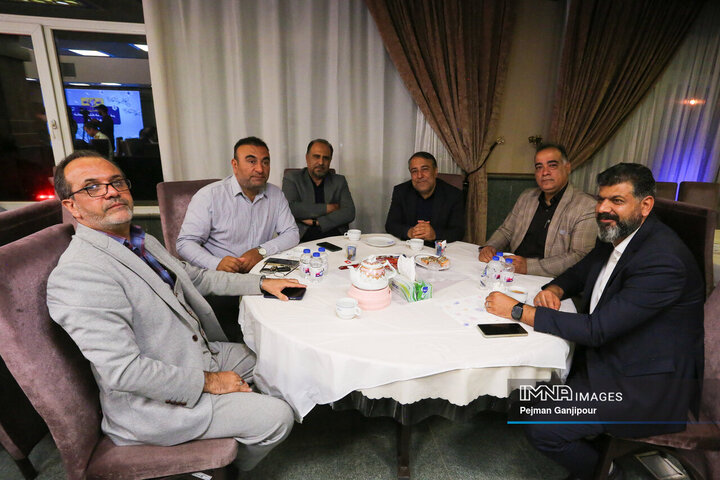 آیین تجلیل از خادمان ستاد سفر شهر اصفهان