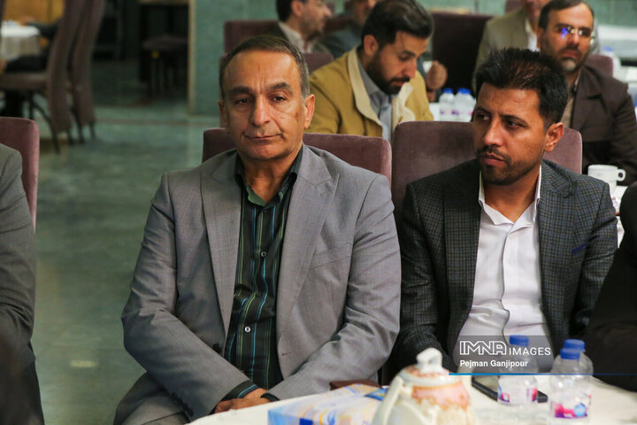 آیین تجلیل از خادمان ستاد سفر شهر اصفهان