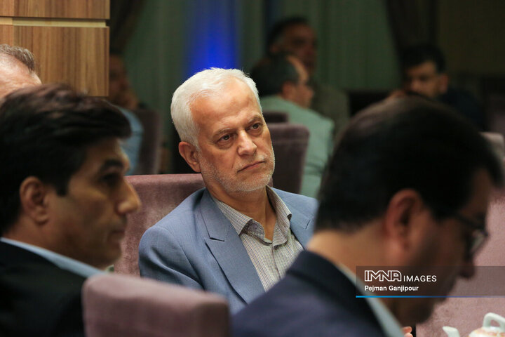 آیین تجلیل از خادمان ستاد سفر شهر اصفهان