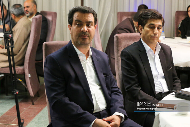 آیین تجلیل از خادمان ستاد سفر شهر اصفهان