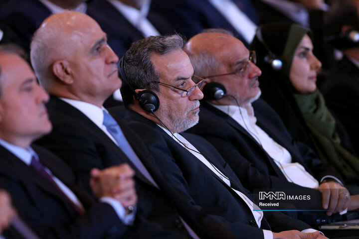 نشست با تجار و بازرگانان ایران و آذربایجان