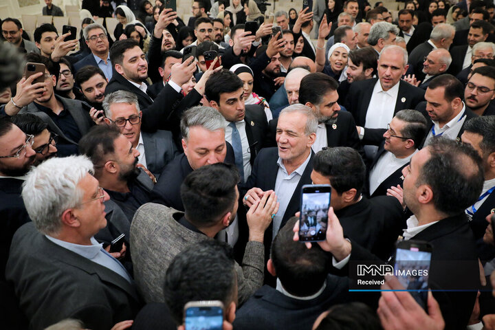 دیدار با ایرانیان مقیم جمهوری آذربایجان
