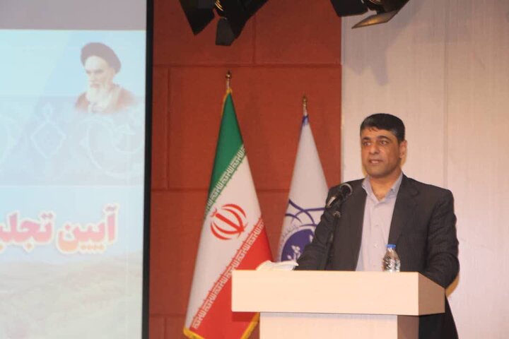 ترافیک سنگین سنندج ناشی از انباشت خودروهای فرسوده است