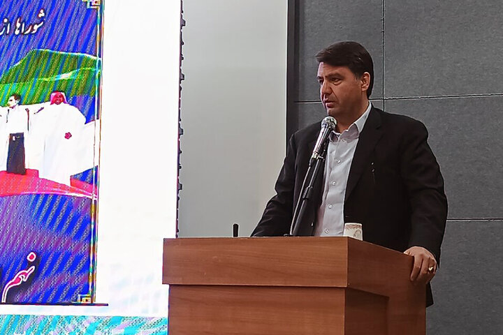 تقویت هویت محله‌ای در اولویت کار شوراهای شهر قرار گیرد