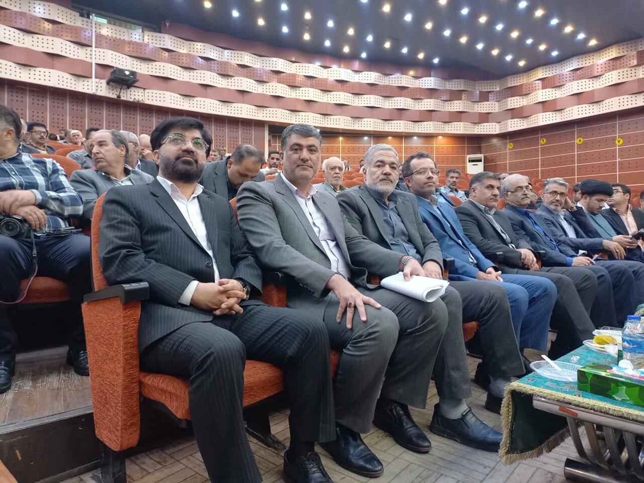 برنامه هفتم توسعه موجب کاهش درآمدهای شوراها و شهرداری‌ها شده است