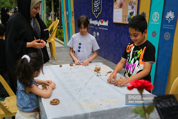 ویژه برنامه هفته اصفهان در گذر فرهنگی چهارباغ