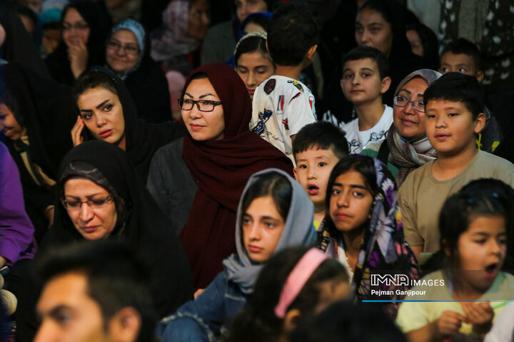 ویژه برنامه «قرار عاشقی با امام هشتم»