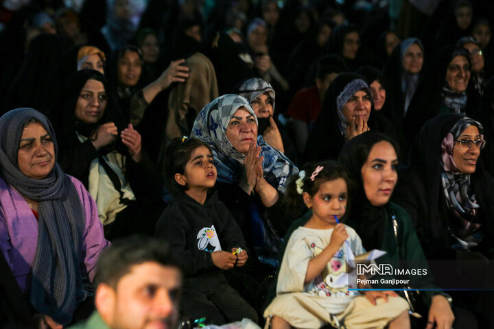 ویژه برنامه «قرار عاشقی با امام هشتم»