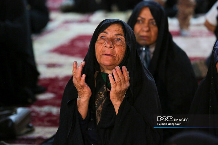 ویژه برنامه «قرار عاشقی با امام هشتم»