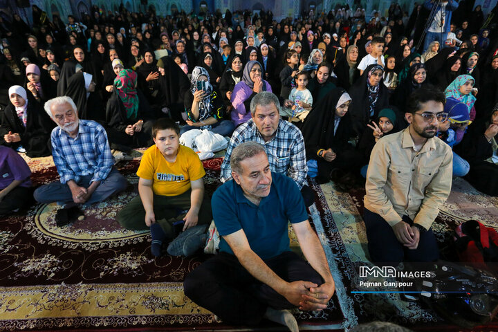 ویژه برنامه «قرار عاشقی با امام هشتم»