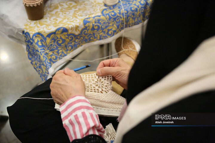 بازارچه تولید زنده صنایع دستی