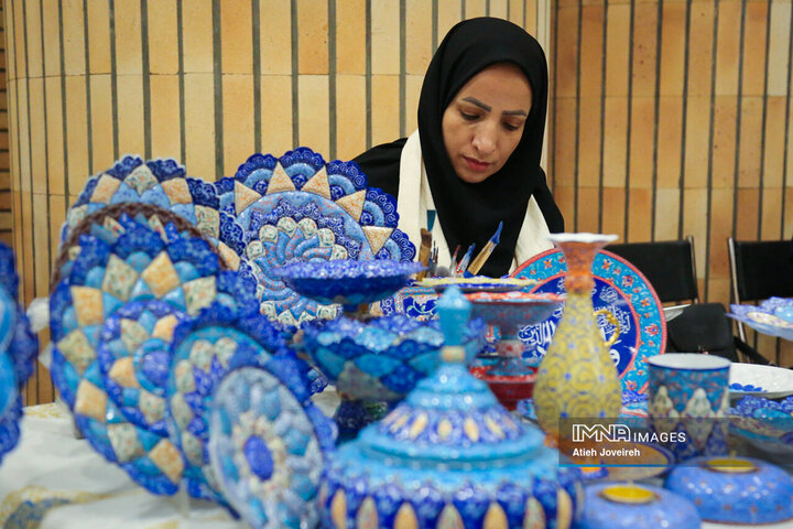 بازارچه تولید زنده صنایع دستی