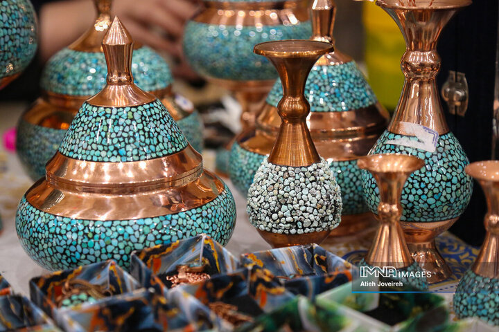 بازارچه تولید زنده صنایع دستی