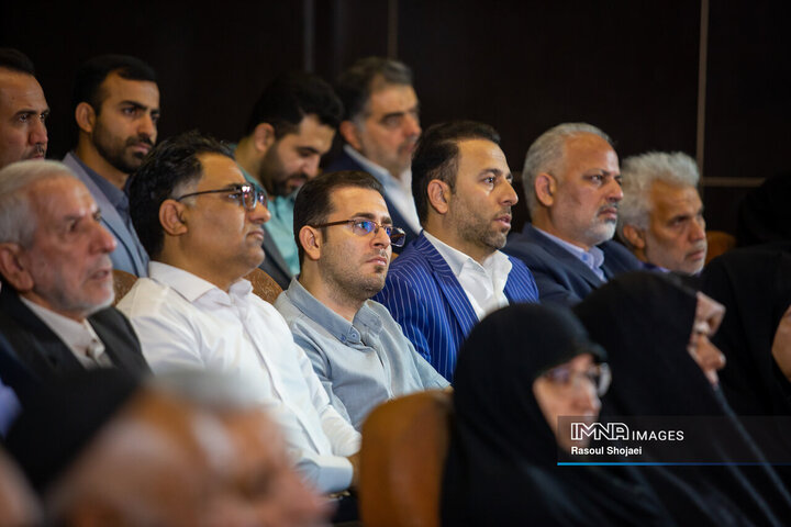 آیین بهره‌برداری از پروژه‌های منطقه 11 شهرداری اصفهان