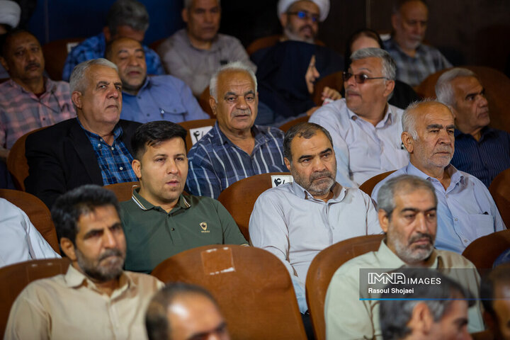 آیین بهره‌برداری از پروژه‌های منطقه 11 شهرداری اصفهان