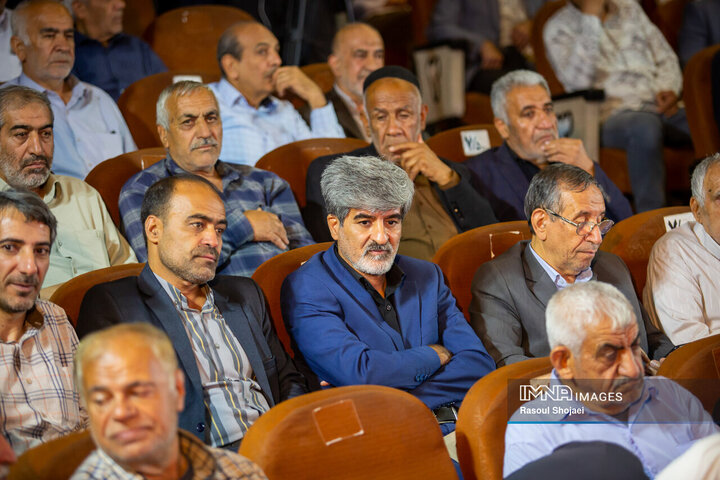 آیین بهره‌برداری از پروژه‌های منطقه 11 شهرداری اصفهان