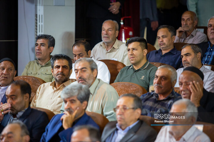 آیین بهره‌برداری از پروژه‌های منطقه 11 شهرداری اصفهان