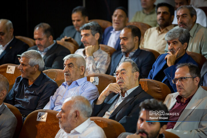 آیین بهره‌برداری از پروژه‌های منطقه 11 شهرداری اصفهان