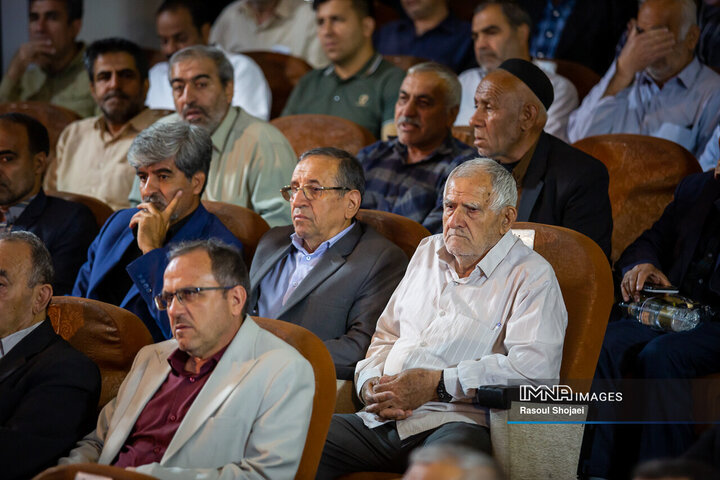 آیین بهره‌برداری از پروژه‌های منطقه 11 شهرداری اصفهان