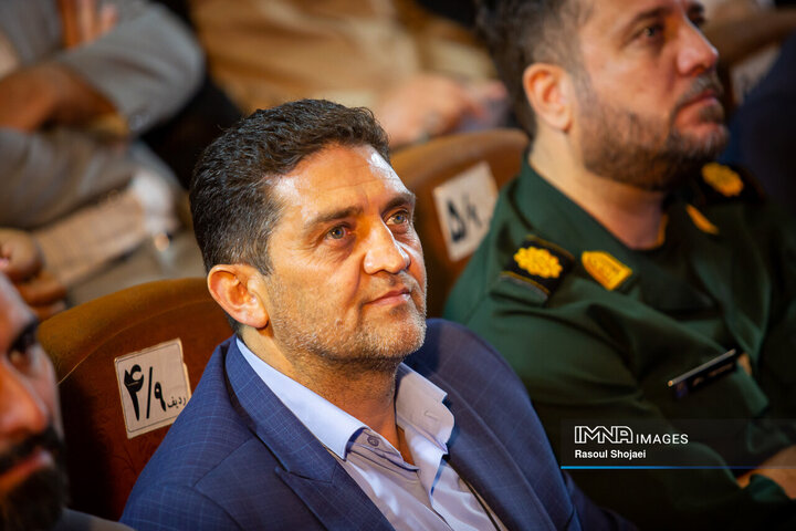 آیین بهره‌برداری از پروژه‌های منطقه 11 شهرداری اصفهان