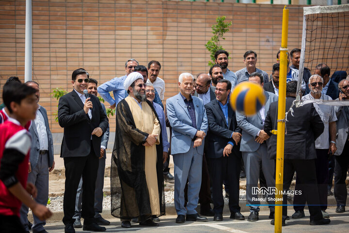 آیین بهره‌برداری از پروژه‌های منطقه 11 شهرداری اصفهان