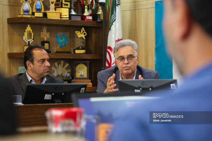 نشست کاربست پروژه‌های پژوهشی شهرداری اصفهان