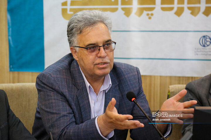 نشست کاربست پروژه‌های پژوهشی شهرداری اصفهان