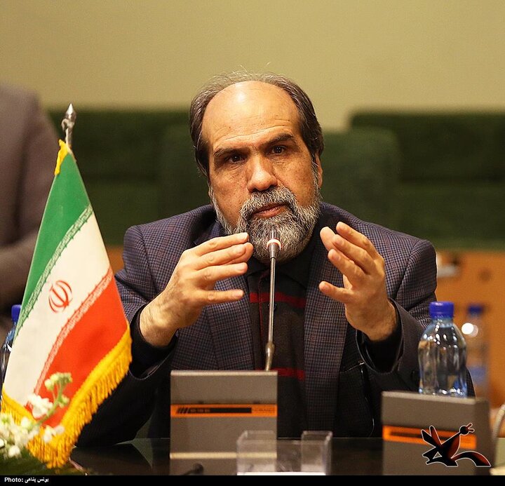 ضرورت گذار از دانش‌افزایی به بینش‌افزایی در نظام آموزشی