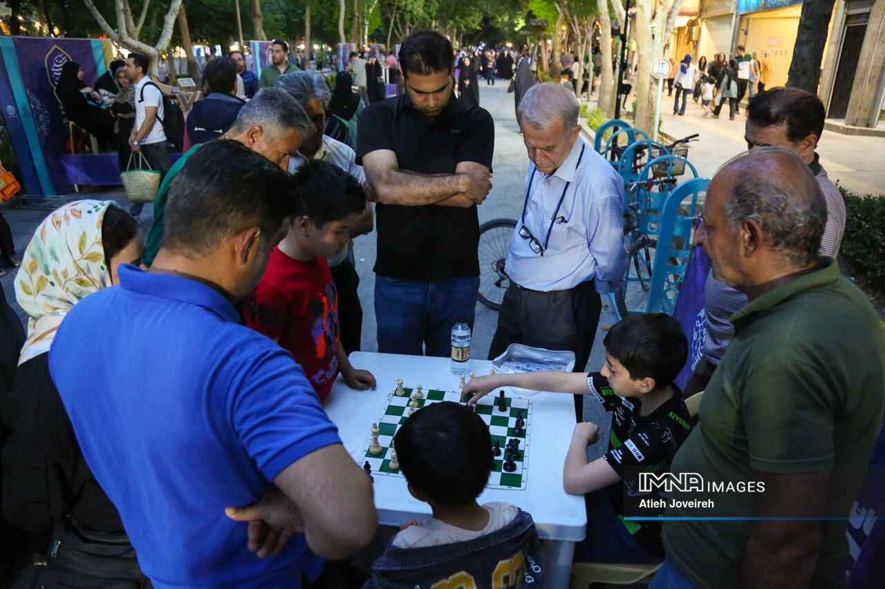 آدرسهای اصفهان به شهرهای ایران: شهر را به پاها بازگردانید!