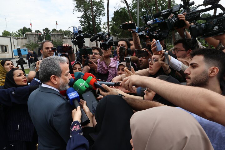 ما شاهد یک فریبکاری محض با تغییر جای تهدید بودیم