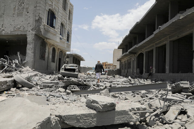 با بمباران یمن، وعده ترامپ برای پایان جنگ‌ها زیر سوال رفته است