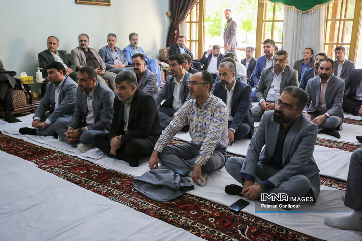 صبحگاه همدلی مدیران شهری اصفهان