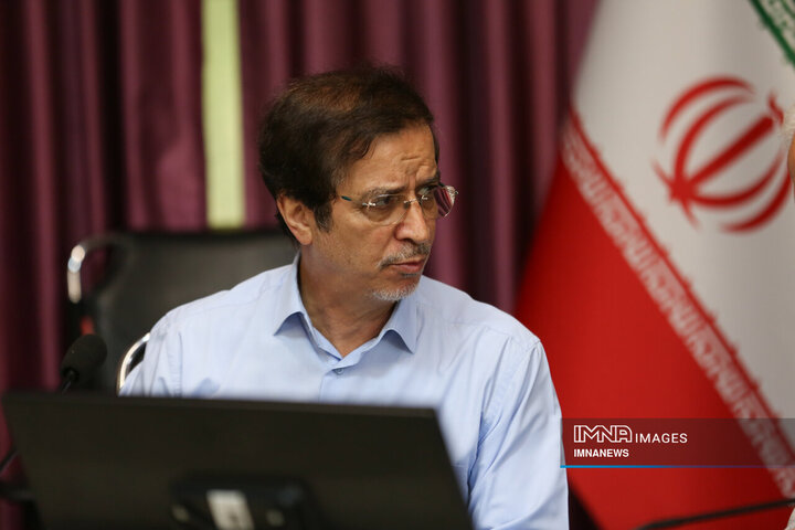 تجلیل شهردار اصفهان از سید مرتضی سقاییان‌نژاد