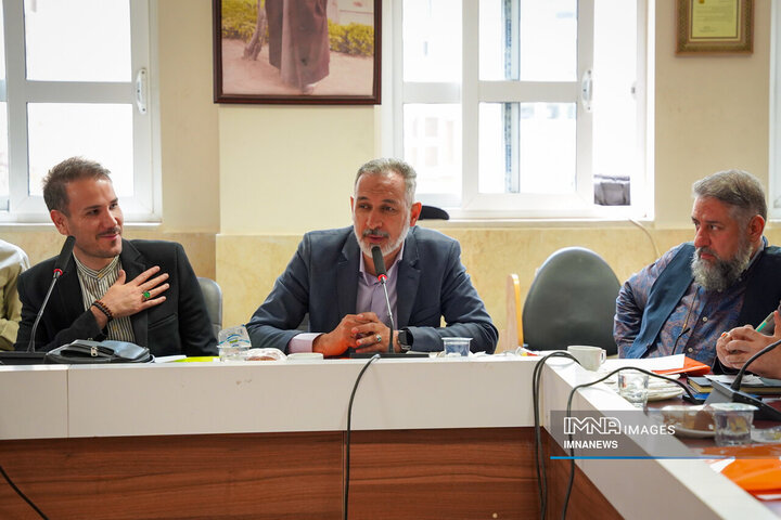 نشست شاعرانه اصفهان شهر زندگی