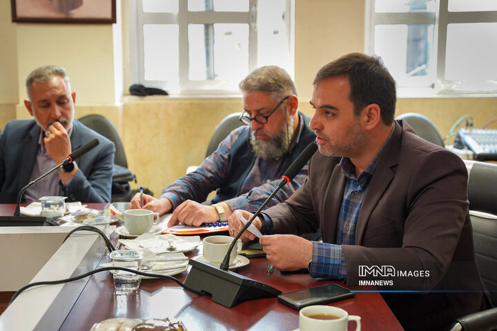 نشست شاعرانه اصفهان شهر زندگی