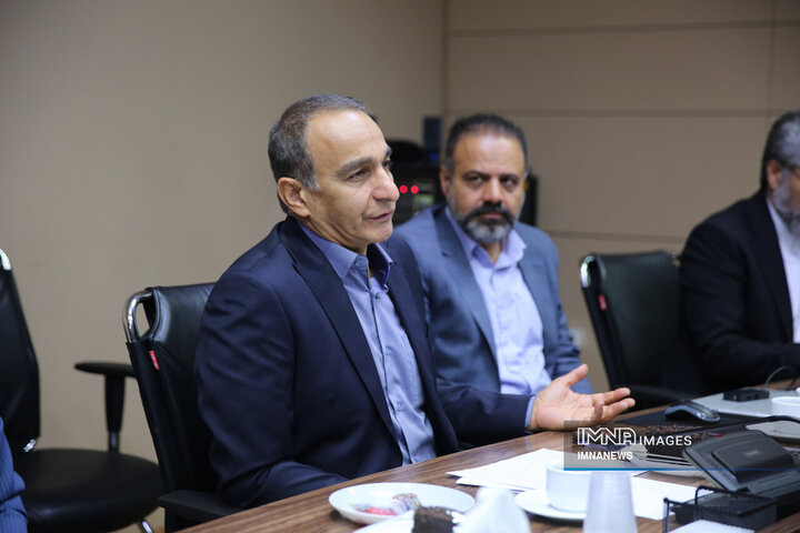 نشست بررسی روند تجهیز تقاطع‌های شهری به برق اضطراری