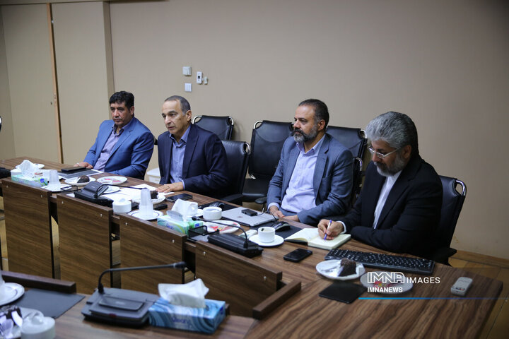 آماده‌سازی تقاطع‌های شهری اصفهان با برق اضطراری تسریع شده است