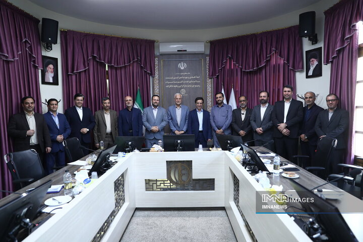 تجلیل شهردار اصفهان از سید مرتضی سقاییان‌نژاد