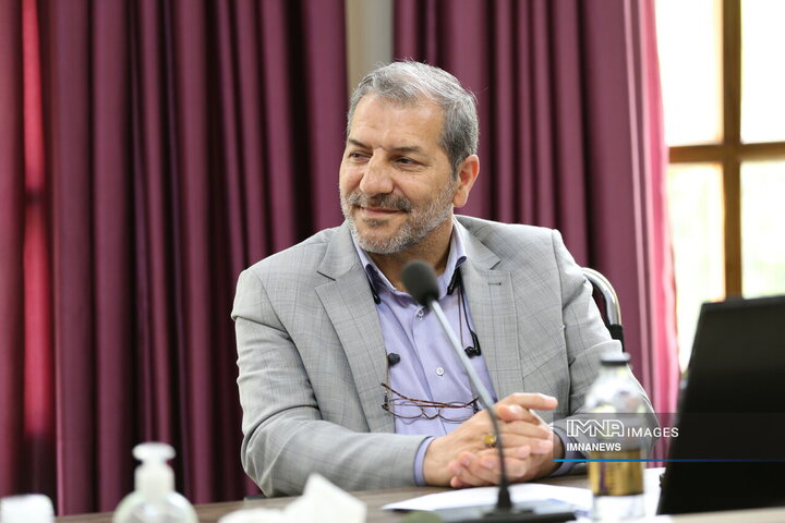 تجلیل شهردار اصفهان از سید مرتضی سقاییان‌نژاد